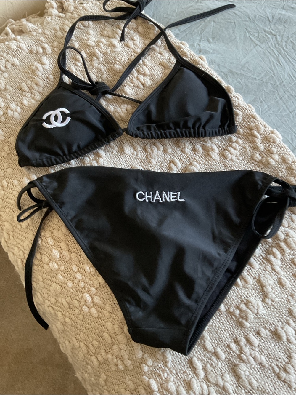 Fashion Chanel - Picture 4 of 10